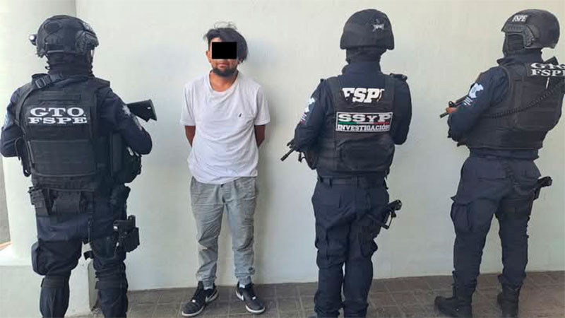 Detienen a Krestoper Jonathan “N” y presuntos integrantes de grupo criminal de Santa Rosa de Lima en Valle de Santiago, Guanajuato