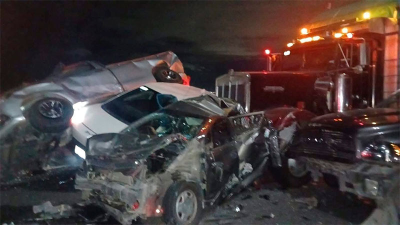 Aparatoso accidente en la carretera Panamericana en el tramo Querétaro-Celaya deja 6 heridos; reportan 2 en estado grave