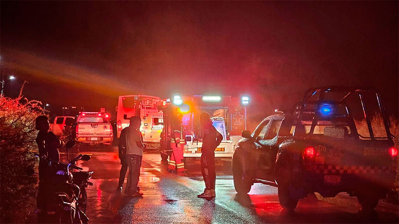 Exceso de velocidad habría provocado choque múltiple en la carretera Salamanca–Juventino Rosas; hay cuatro fallecidos