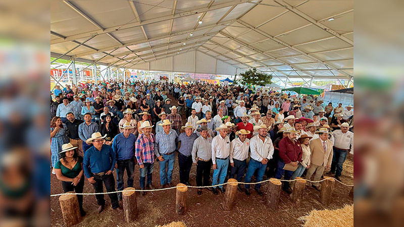 Inauguran en Morelia la Tercera Feria Ganadera con más de 200 ejemplares en exhibición