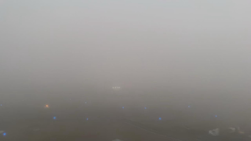 Niebla provoca retrasos y cancelaciones de vuelos en el Aeropuerto Internacional de la CDMX