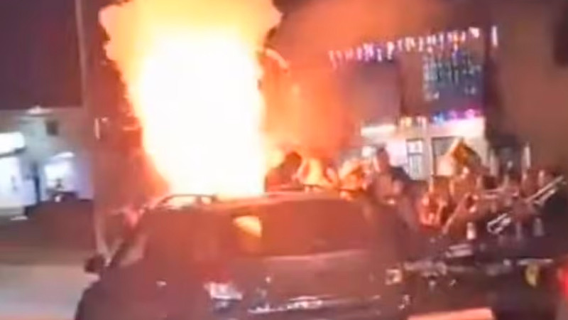 Explota pirotecnia en camioneta durante celebración de la Virgen de Guadalupe, en Guanajuato; hay 6 heridos