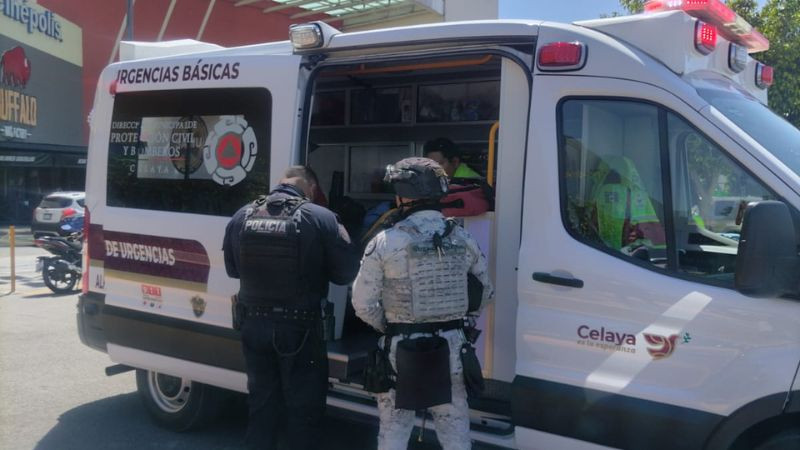Presunta riña deja a un hombre herido con arma blanca en Plaza Parque, Celaya