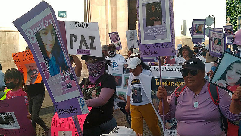Recorren calles de Celaya cerca de 4 mil 500 manifestantes en conmemoración del 8M 